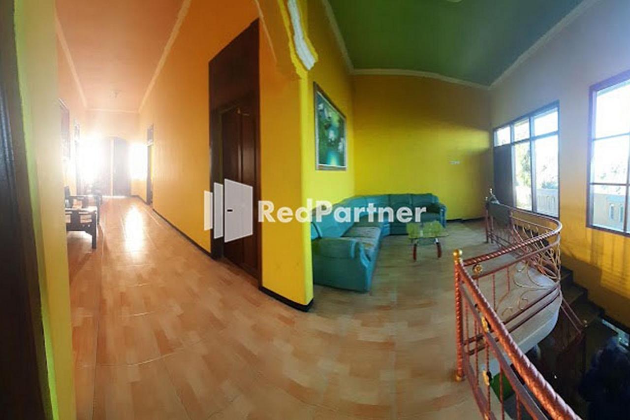 Bromo Indah Lestari Homestay Mitra Reddoorz Pasuruan Εξωτερικό φωτογραφία