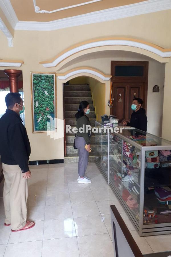 Bromo Indah Lestari Homestay Mitra Reddoorz Pasuruan Εξωτερικό φωτογραφία
